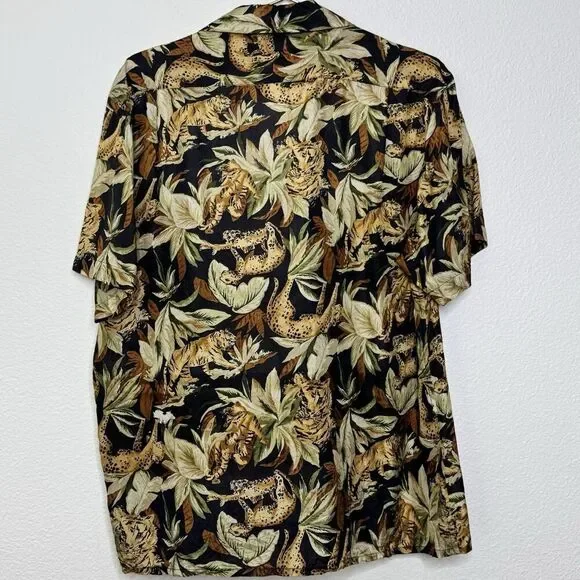 Vintage 100% Silk Top Medium 90s Tiger Cheetah Novelty Hawaiian Button Shirt - Picture 7 of 7
